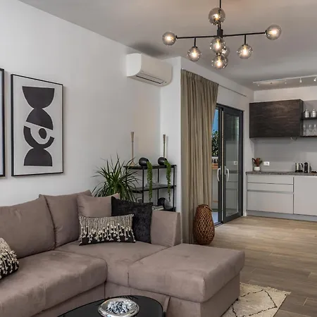 Elegant Casa Aria With 2 Gardens And Bbq Facilities Дом отдыха *